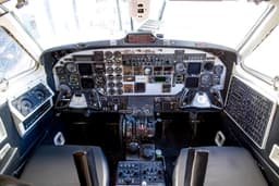 Beechcraft 1900D CP-2835