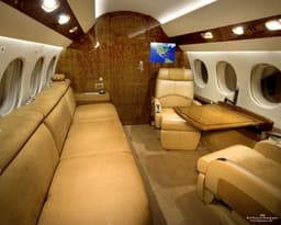 Falcon 7X CS-TLY
