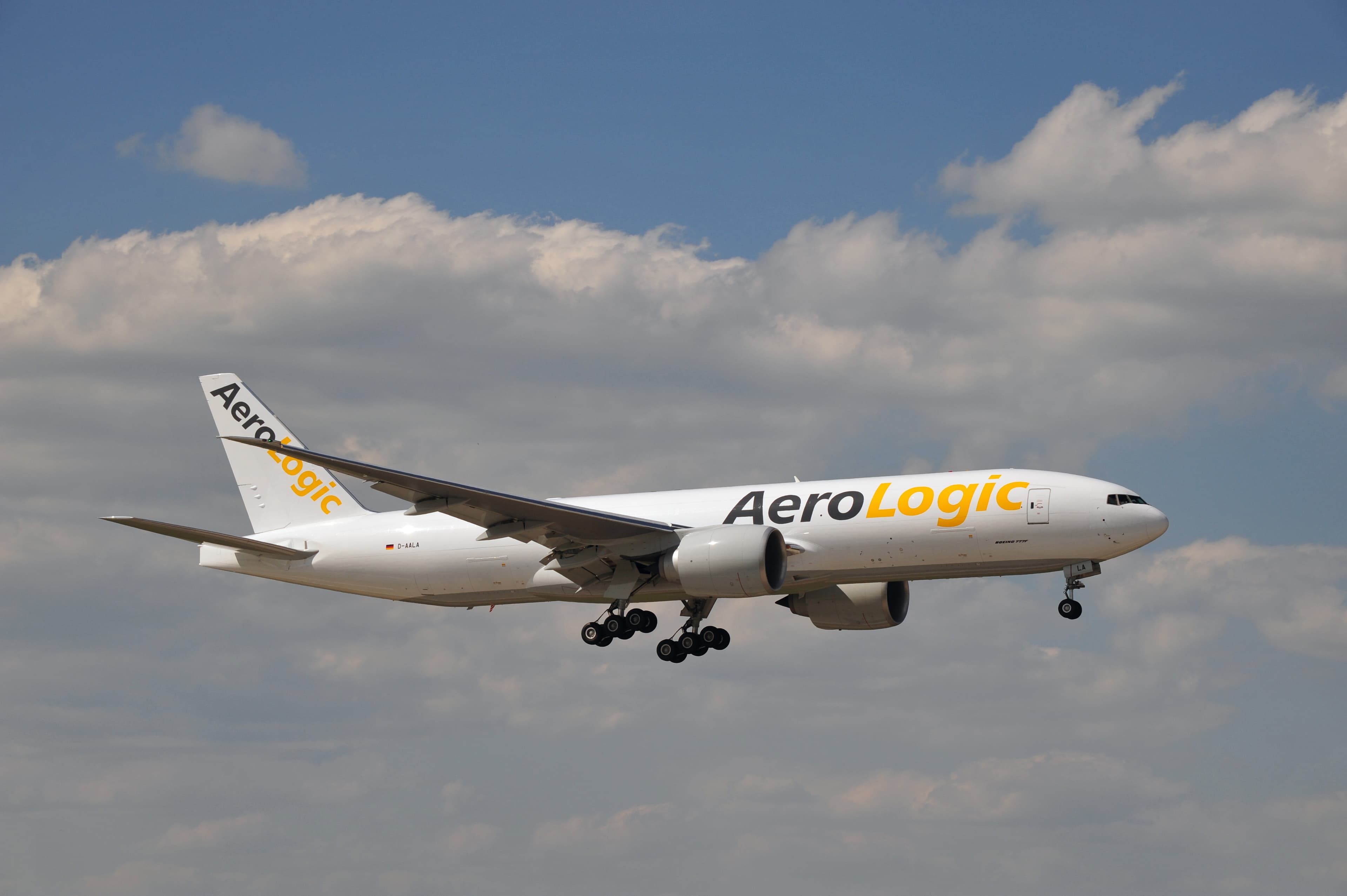 Boeing 777F D-AALA