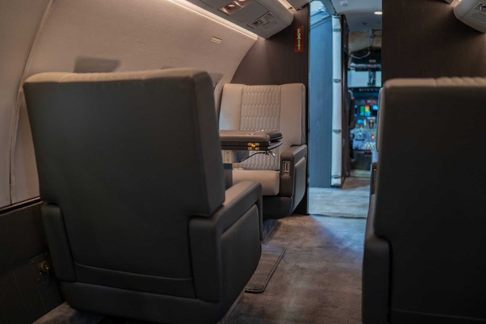 Challenger 604 D-AFAI