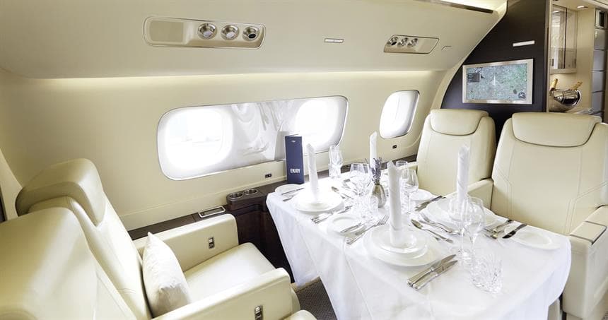 Embraer Lineage 1000 D-ANNI