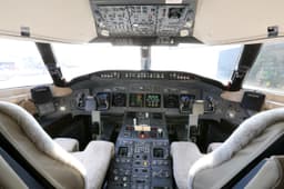 Challenger 604 D-AONE