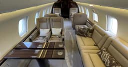 Challenger 605 D-AZZA