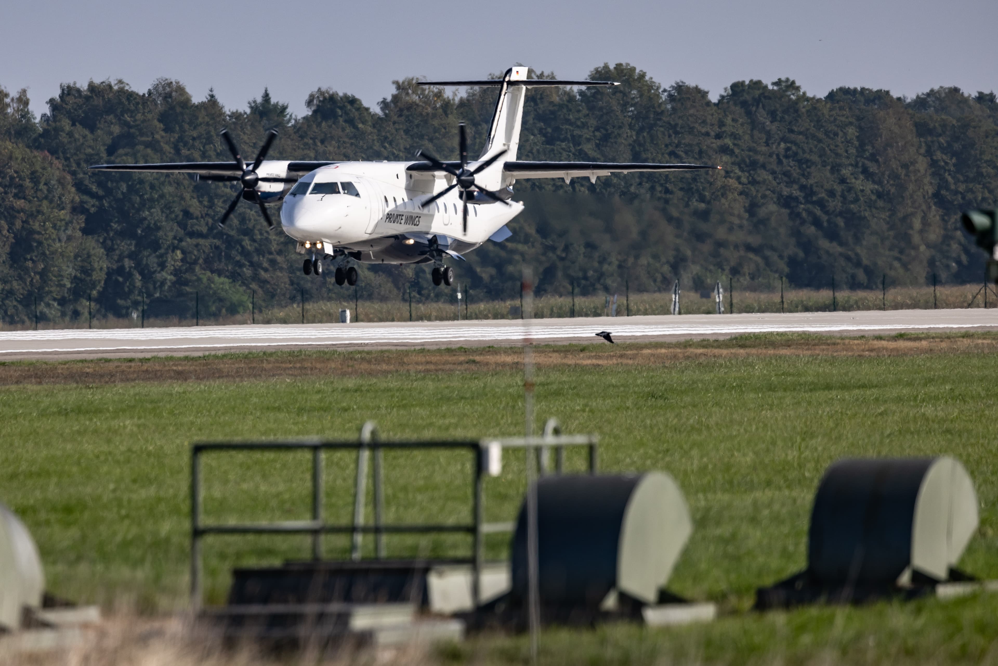 Dornier 328 D-CREW