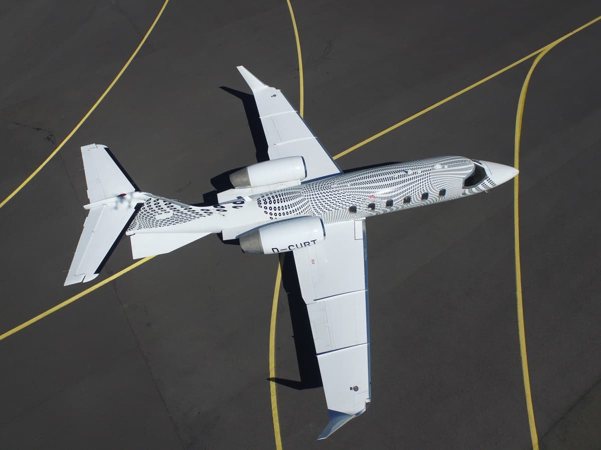 Learjet 31 D-CURT