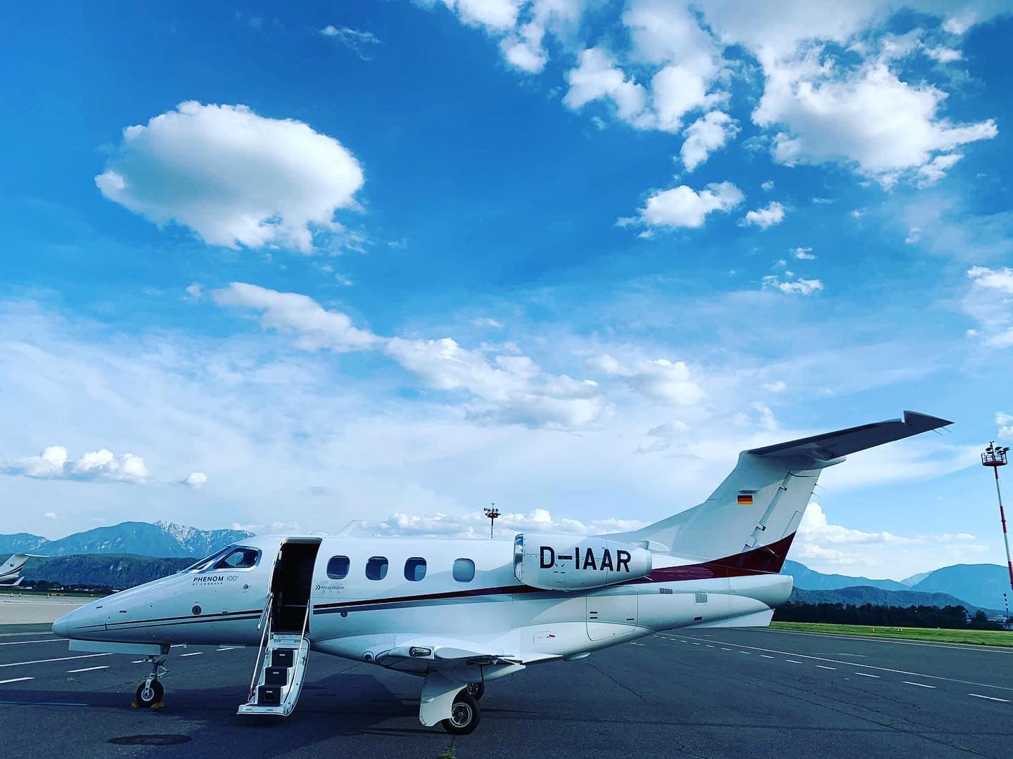 Embraer Phenom 100 D-IAAR