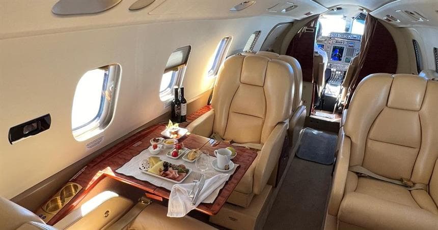 Piaggio Avanti D-IINO