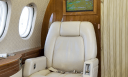 Falcon 2000 EC-JXR