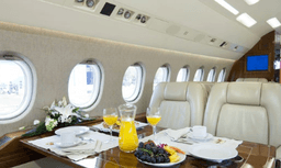 Falcon 2000 EC-JXR