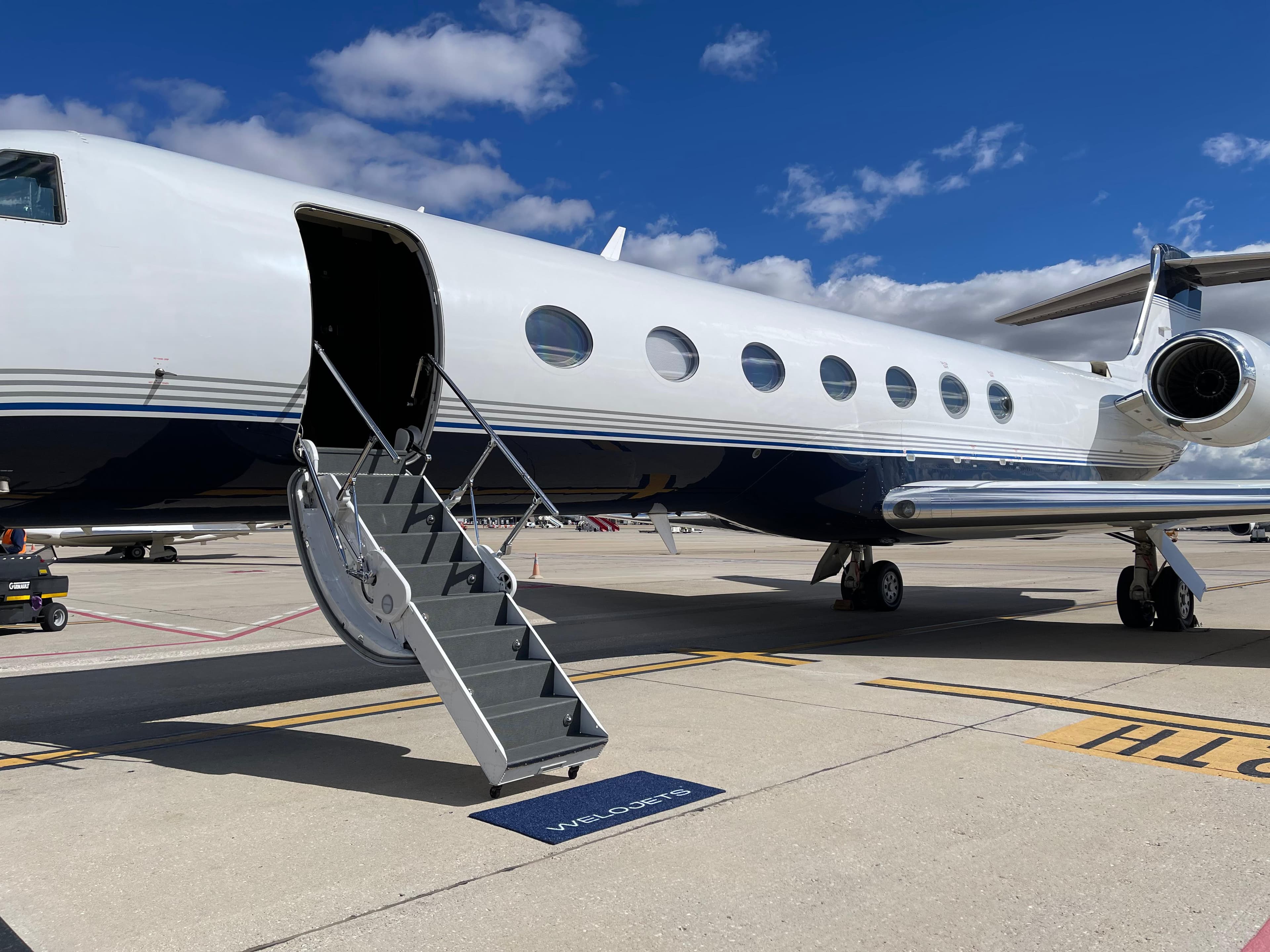 Gulfstream G550 EC-OFG