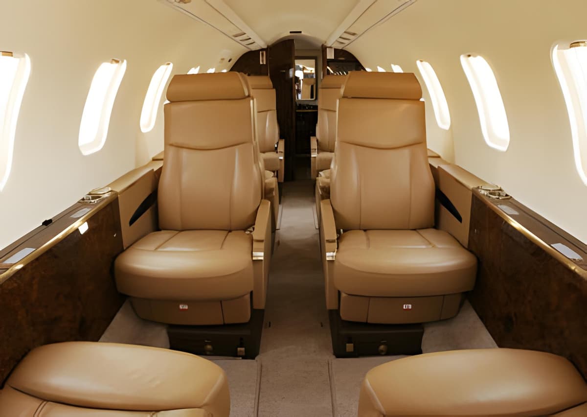 Learjet 45 EI-WFO