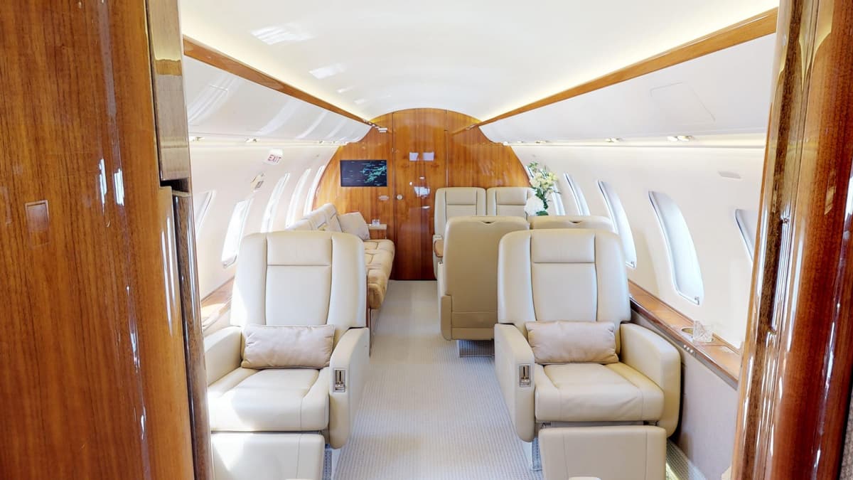 Challenger 605 EJ-AWES