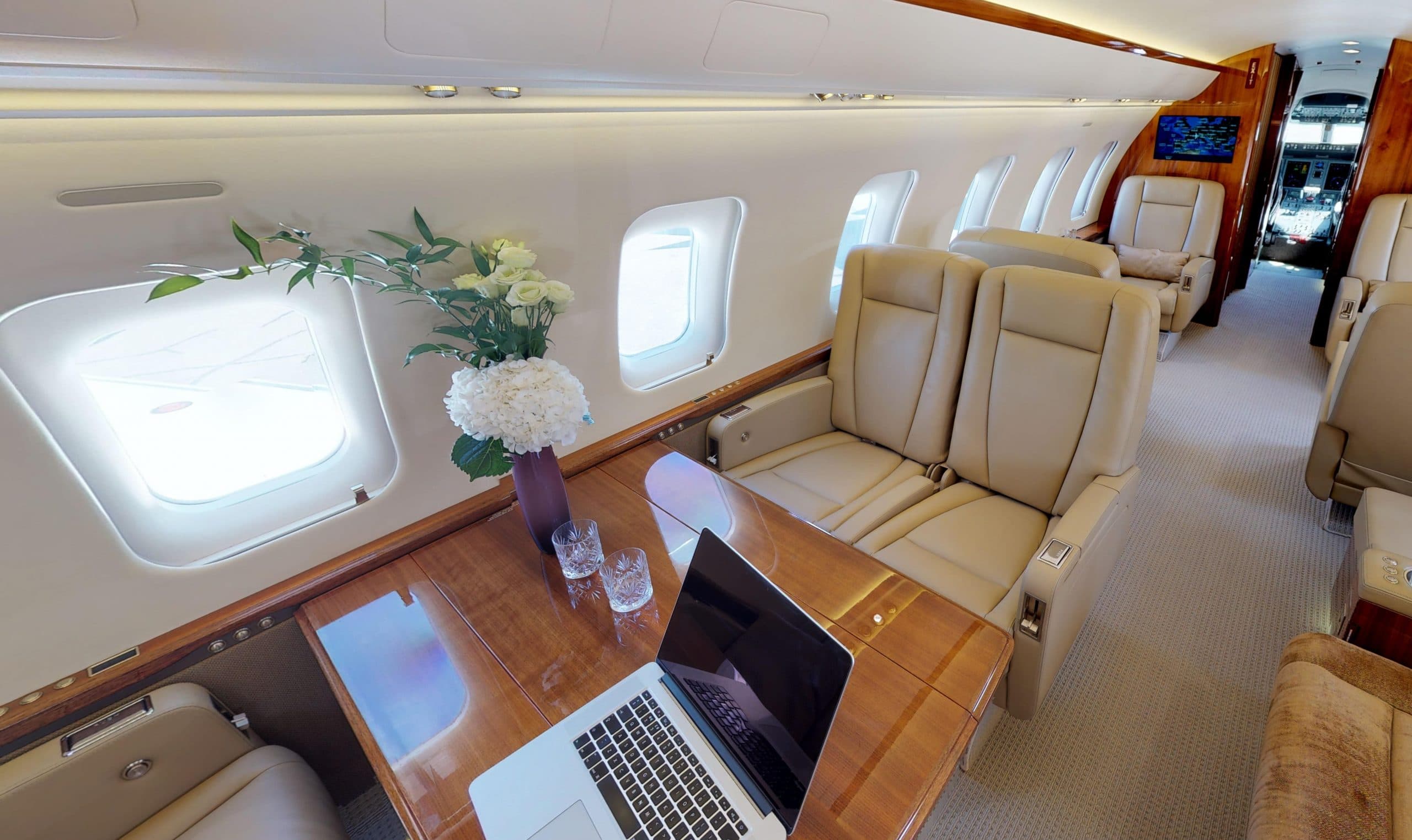 Challenger 605 EJ-AWES