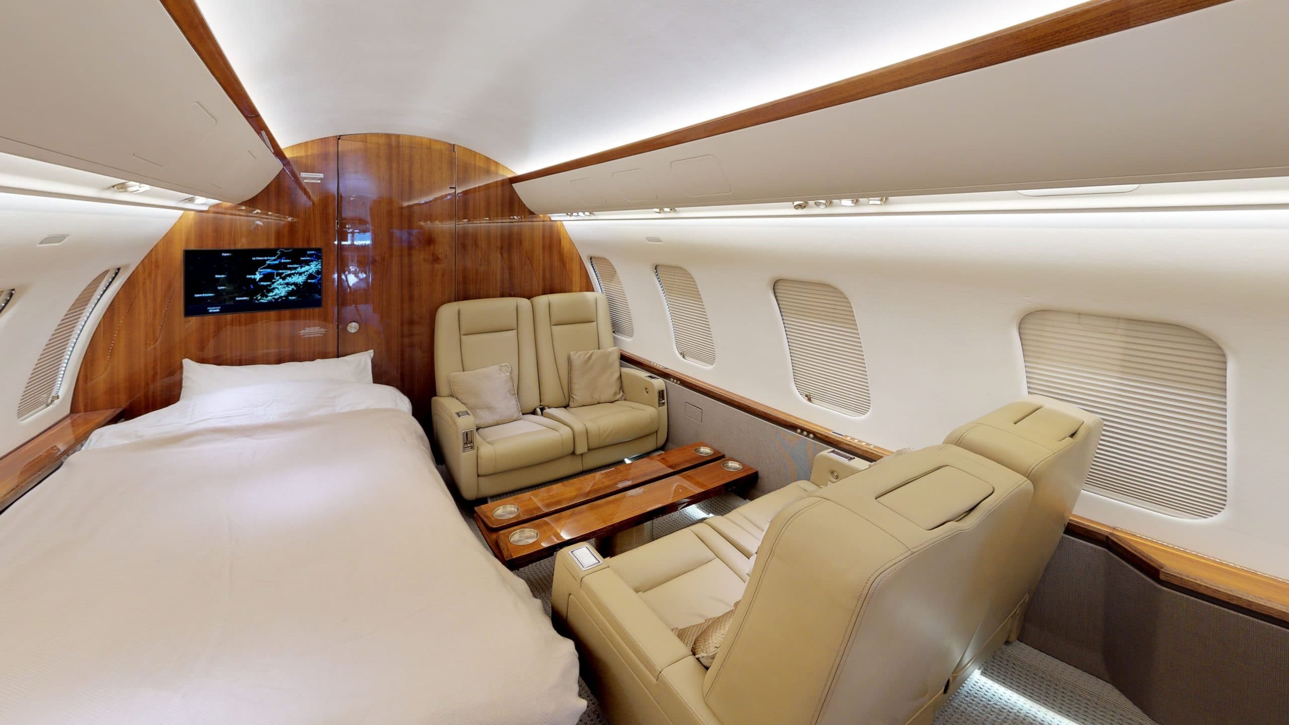 Challenger 605 EJ-AWES