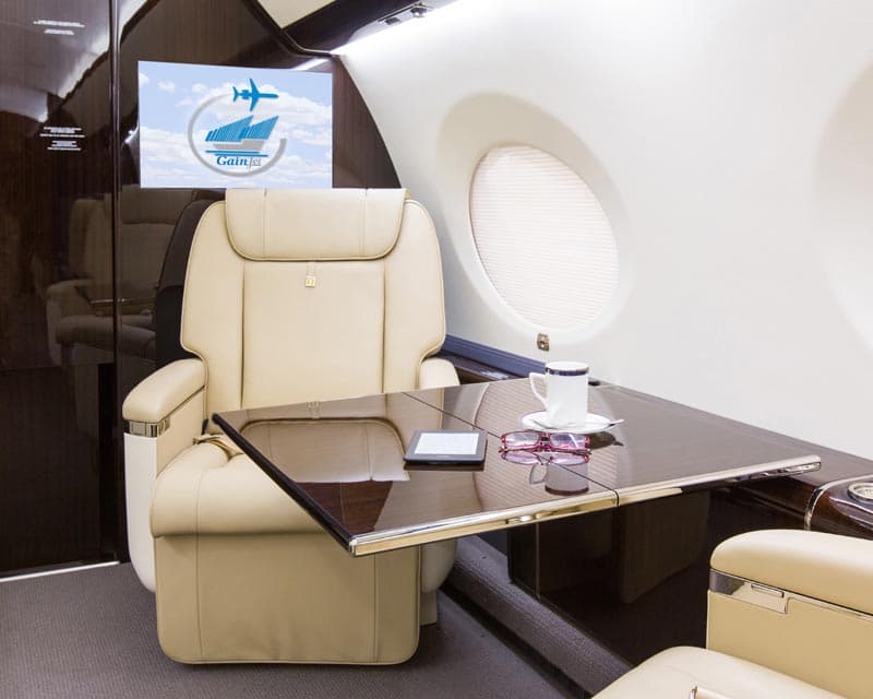 Gulfstream G550 EJ-KGRP