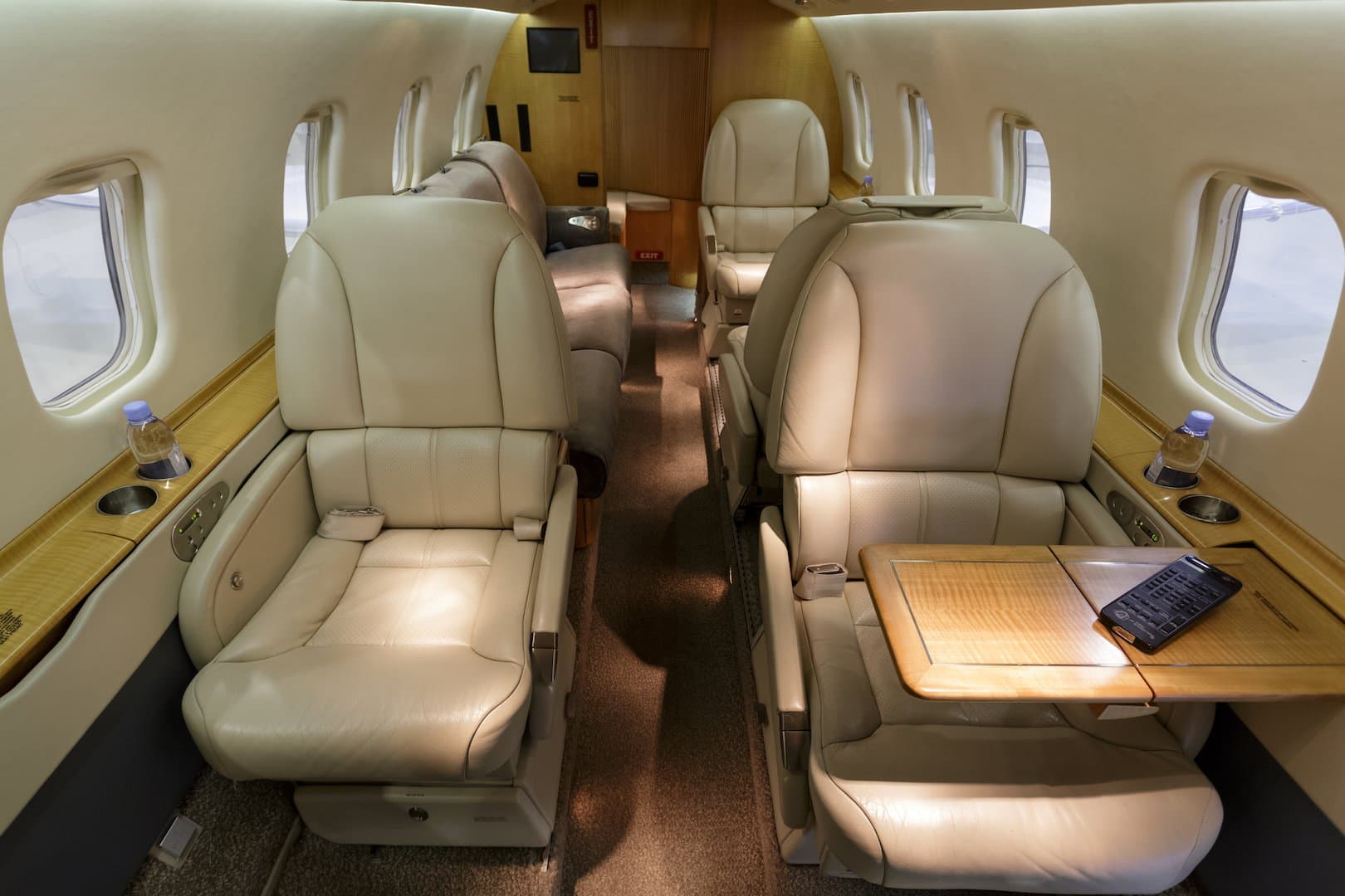 Learjet 60 ES-PVP