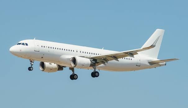 Airbus A320-200 ES-SAD