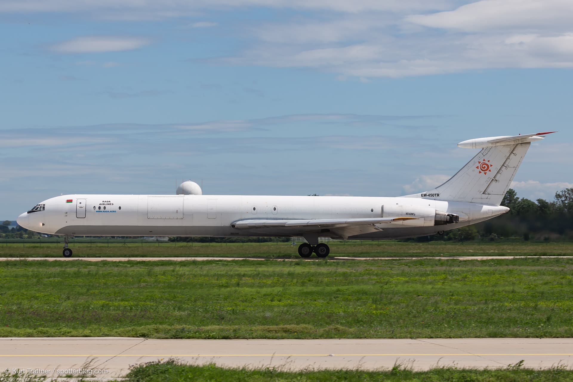 IL-62M EW-450TR