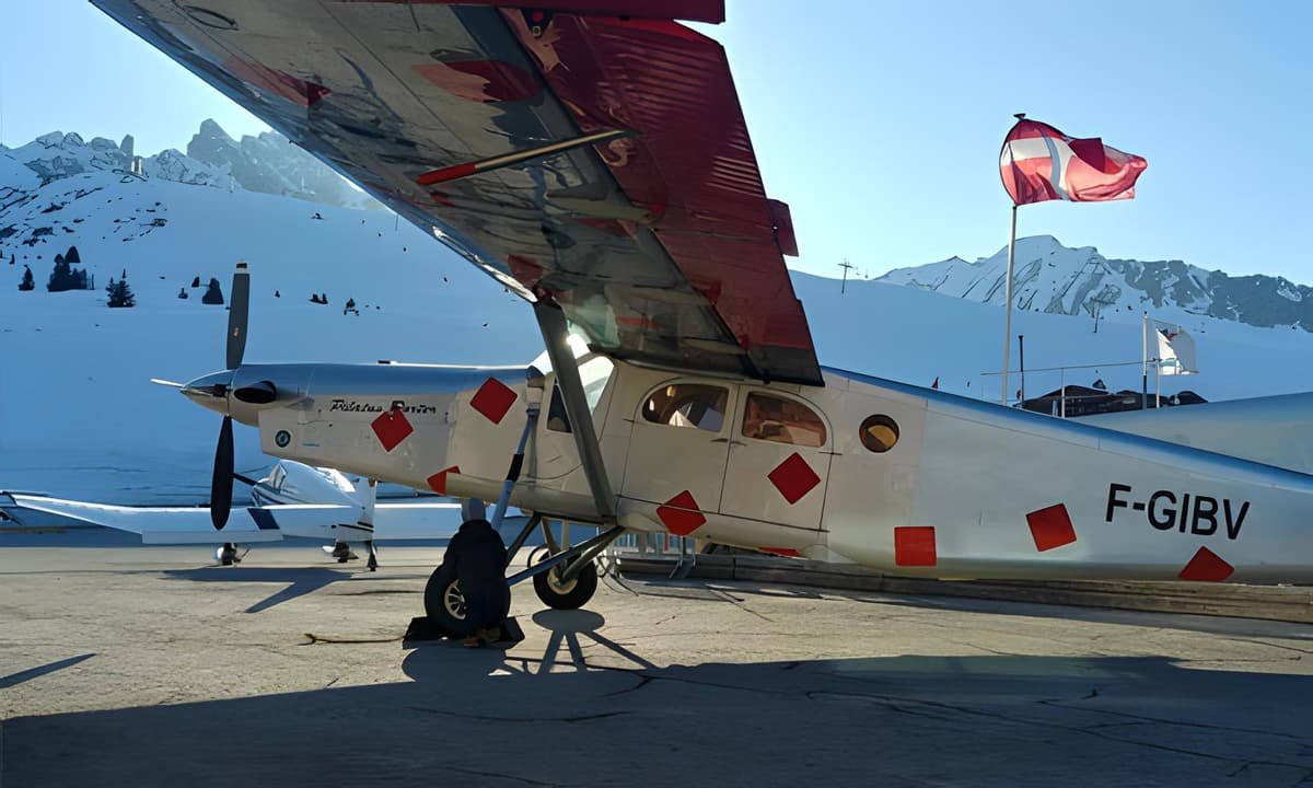 Pilatus PC-6 F-GIBV