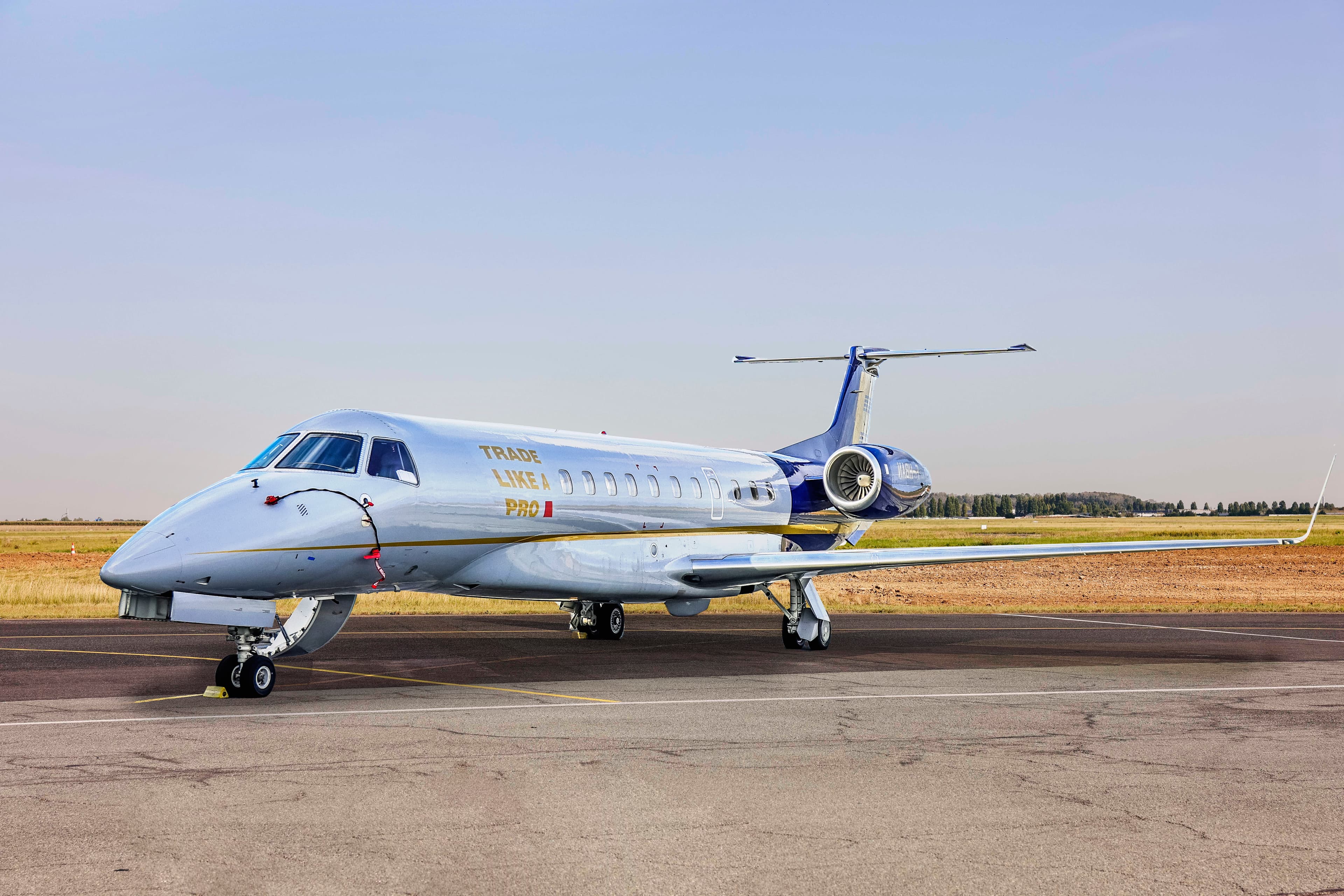 Embraer Legacy 650 F-HBAN