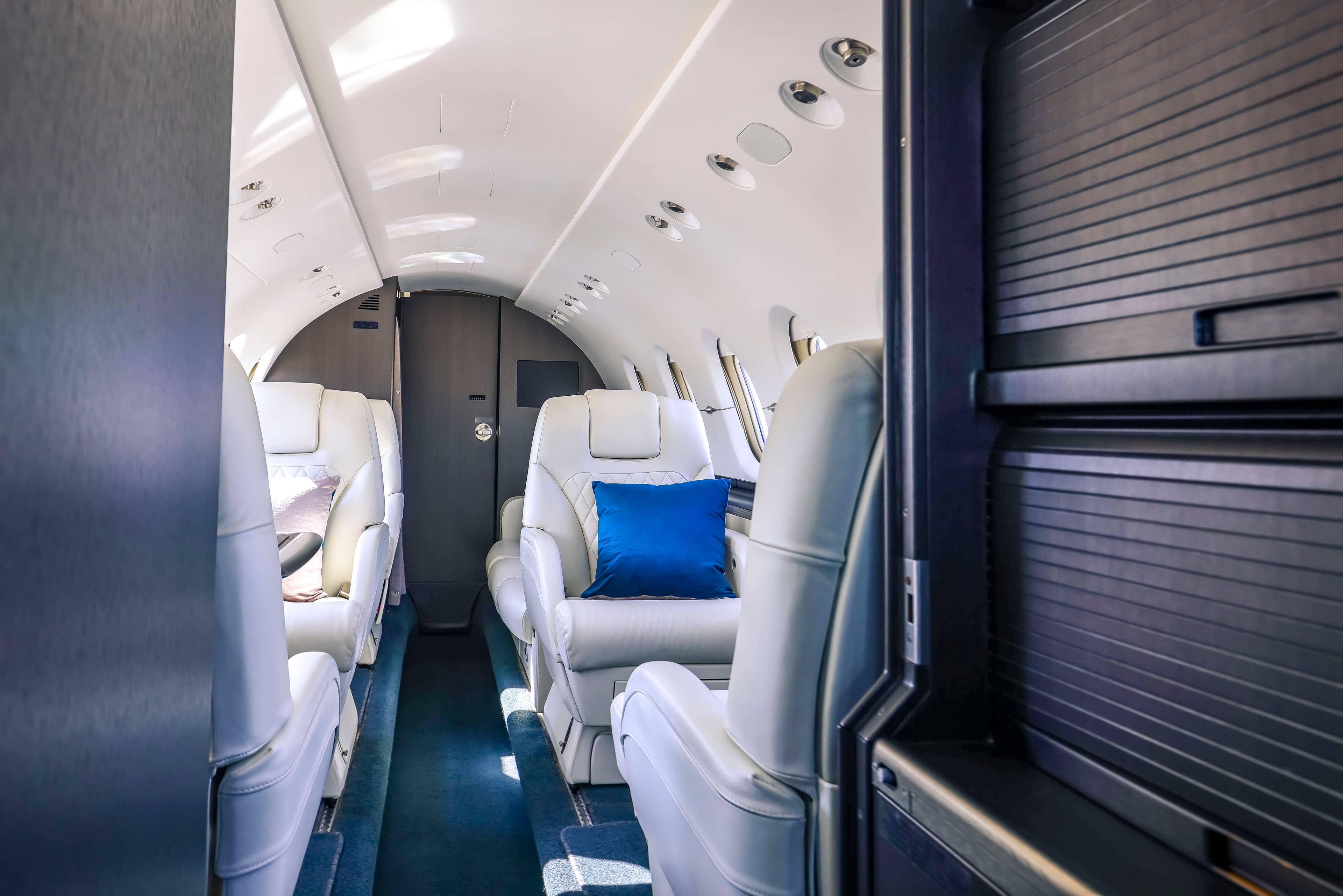 Hawker 900XP F-HPHX