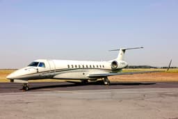 Embraer Legacy 650 F-HSTB
