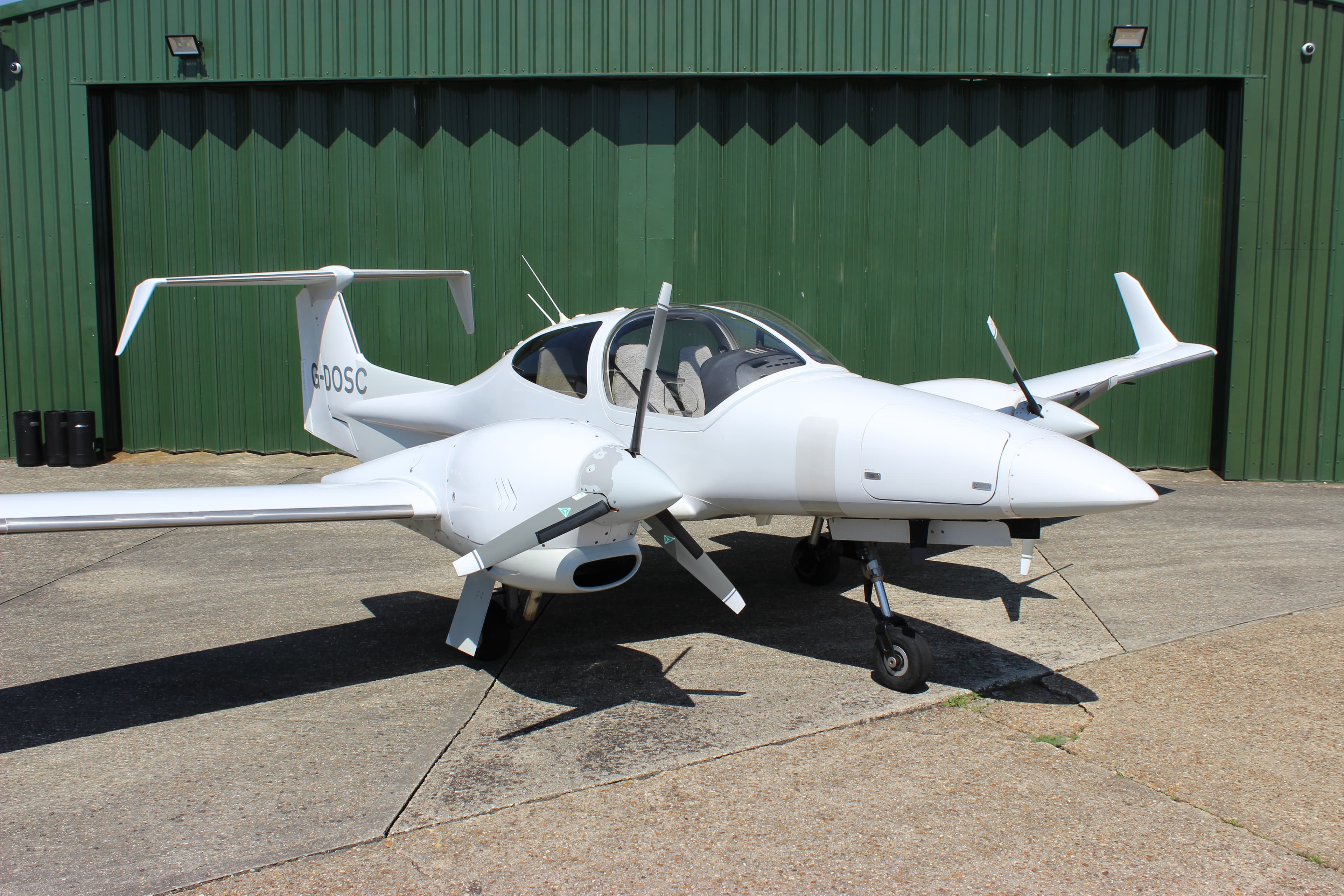 Diamond DA42 Twin Star G-DOSC