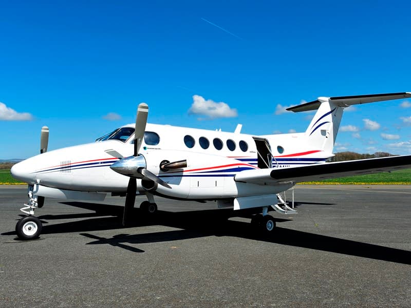 Beechcraft King Air 200 G-FLYW
