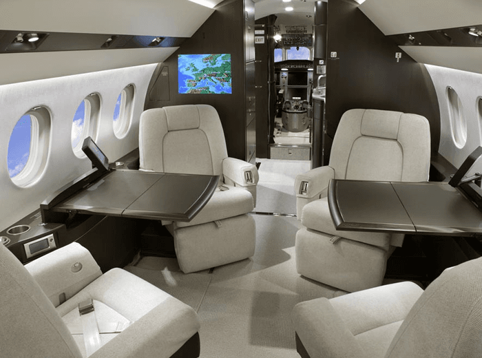 Falcon 7X G-SVNX