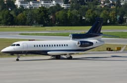 Falcon 7X G-SVNX