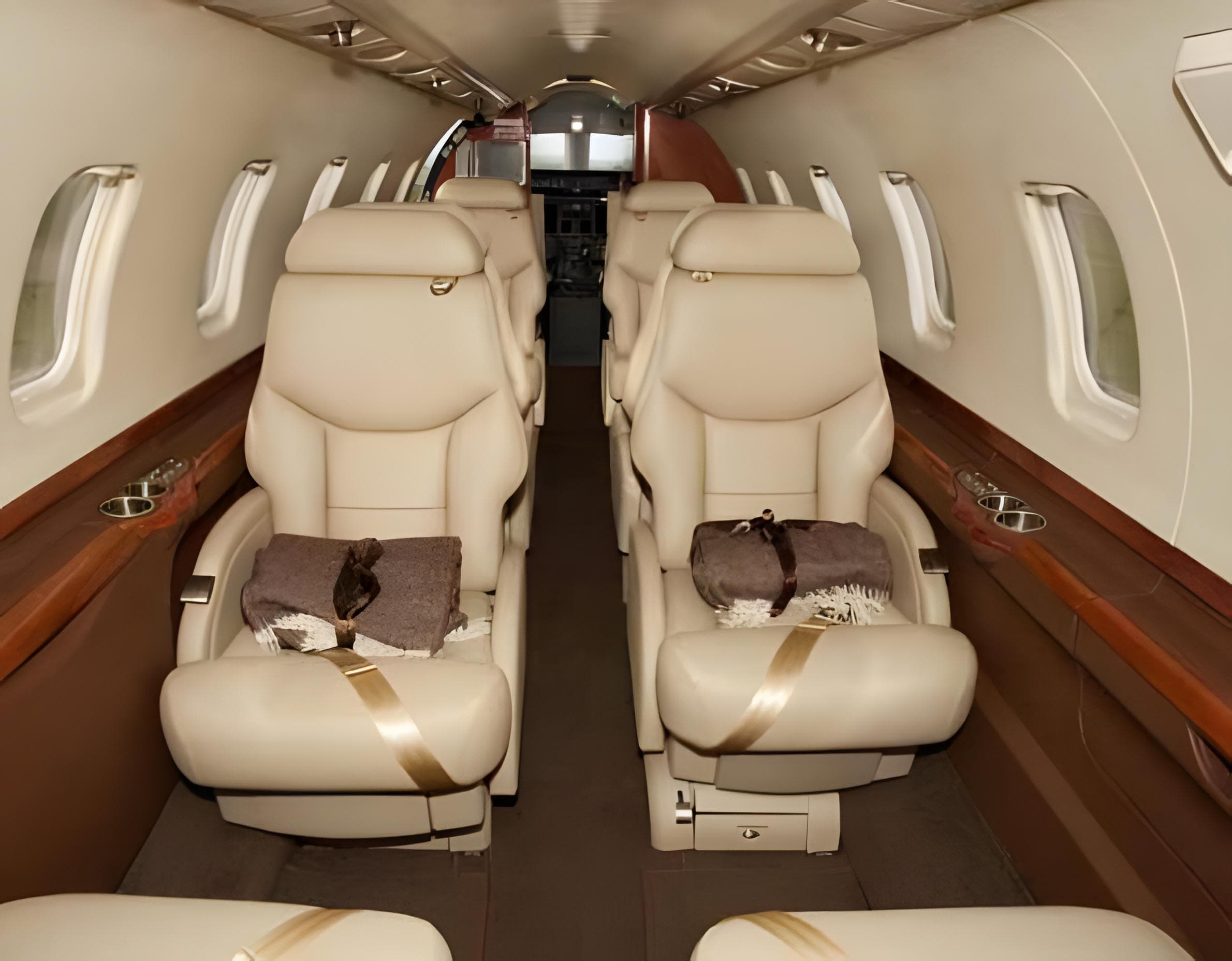 Learjet 45 G-UJET