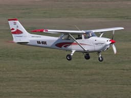 Cessna 172 HA-BDE