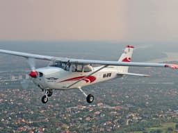 Cessna 172 HA-BFW