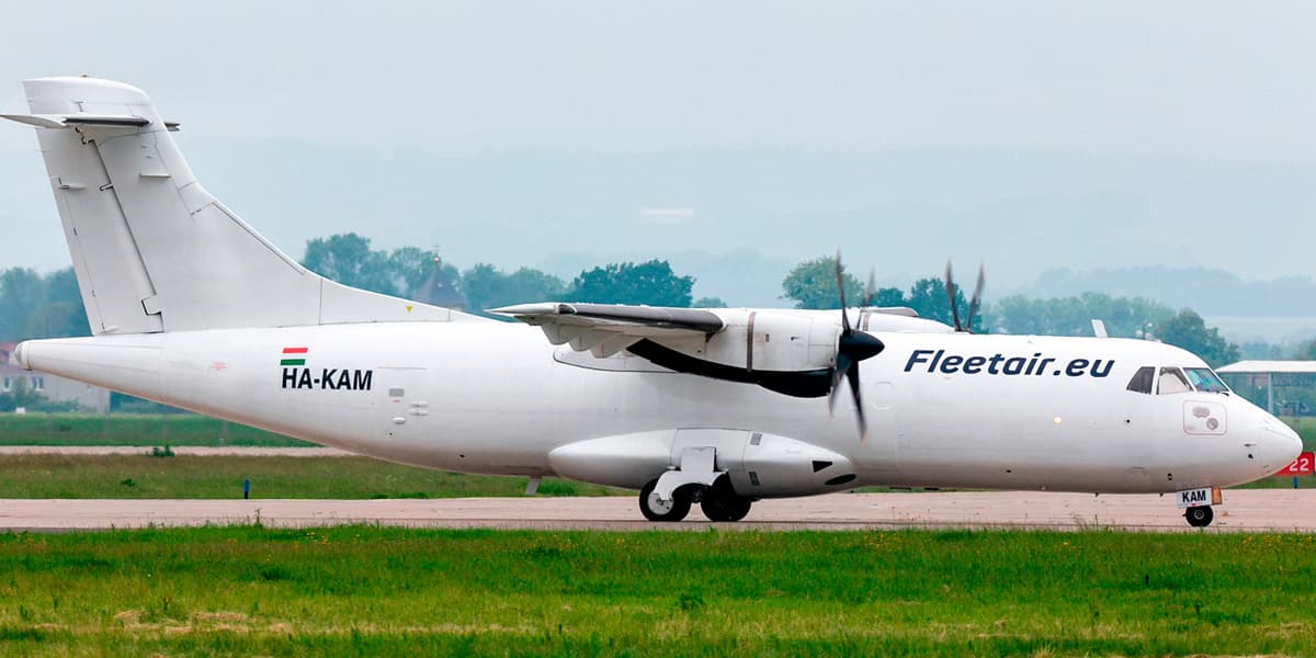 ATR 42-320 HA-KAM