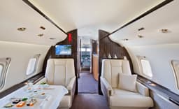Challenger 604 HB-JRQ