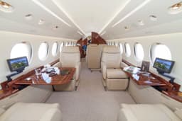 Falcon 8X HB-JSC