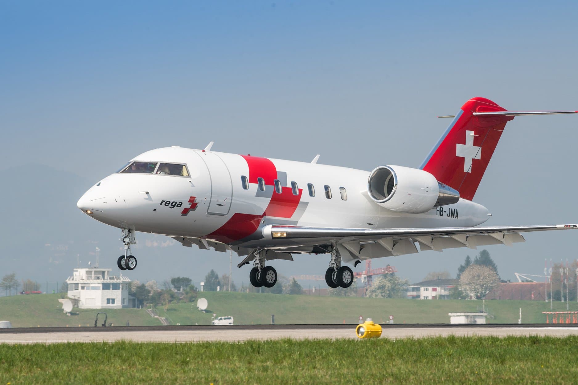 Challenger 650 HB-JWA