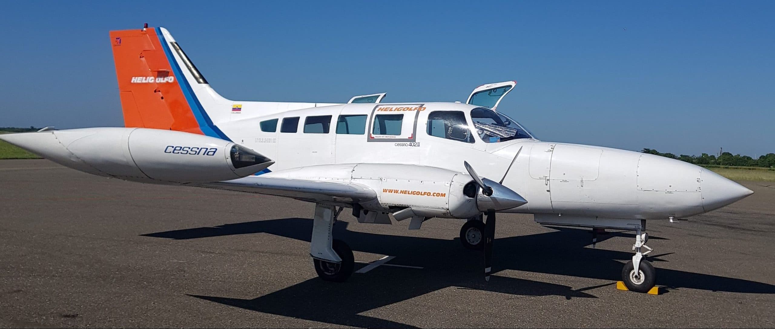 Cessna 402B HK-4807