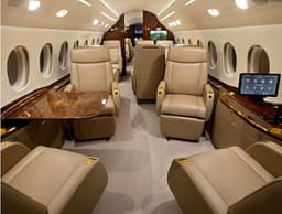 Falcon 2000LXS JA16AC
