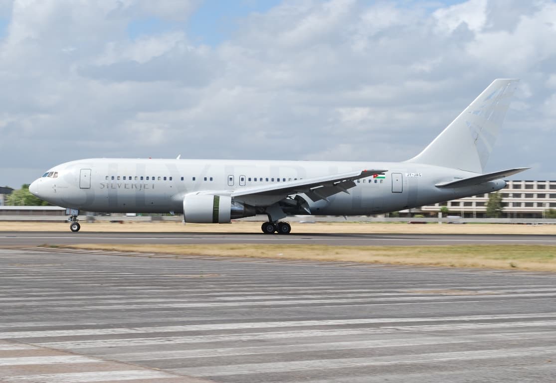 Boeing 767-200 JY-JAG
