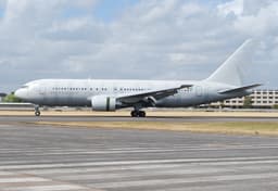 Boeing 767-200 JY-JAG