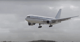 Boeing 767-200 JY-JAL
