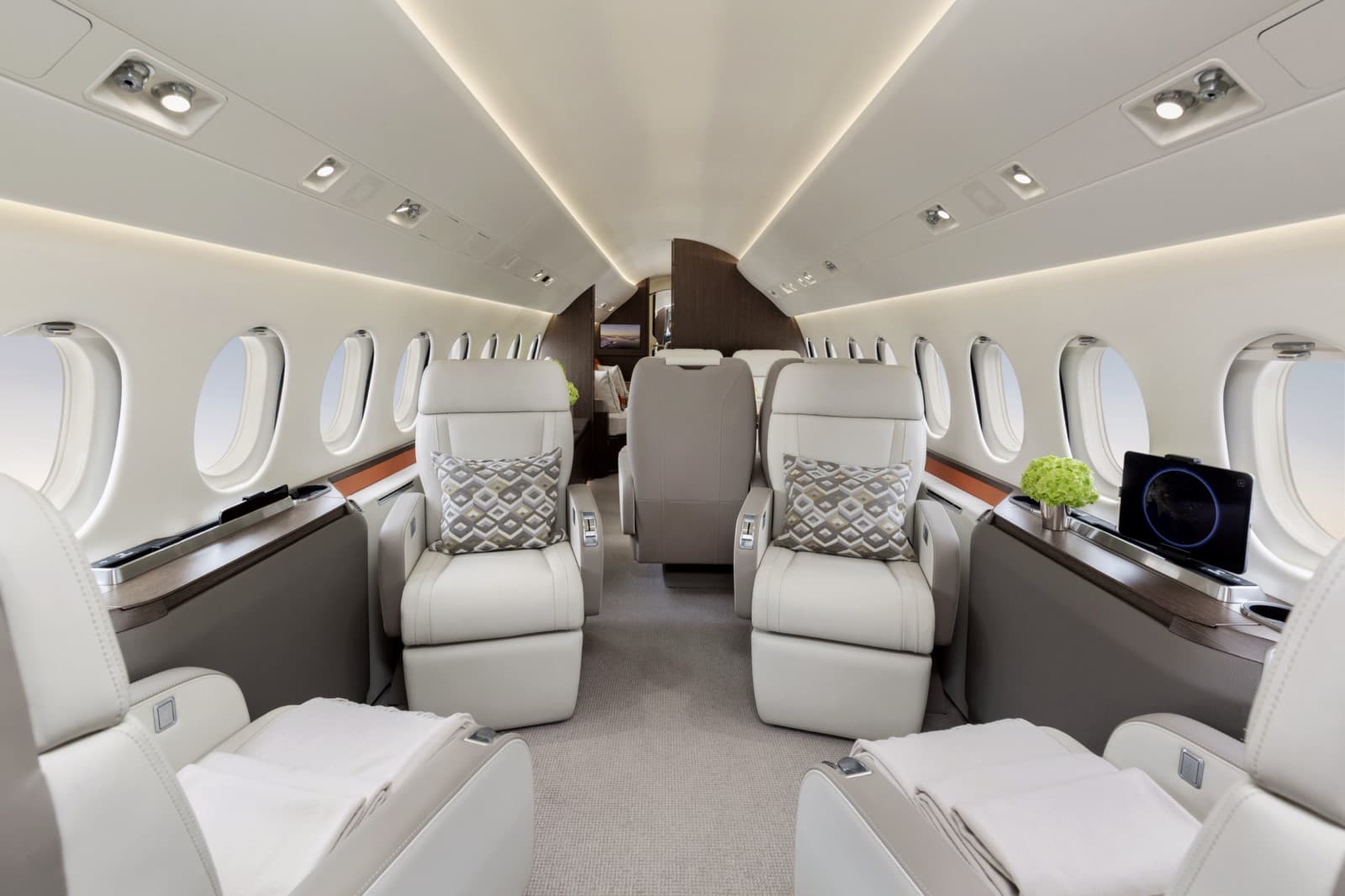 Falcon 900LX LX-DPR