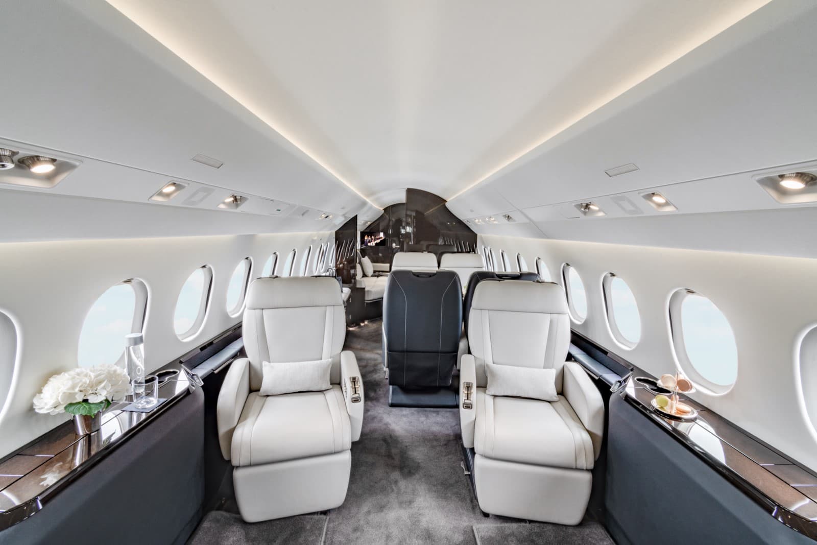 Falcon 900LX LX-EOS