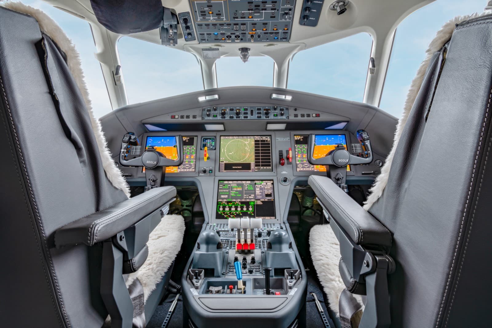 Falcon 900LX LX-EOS