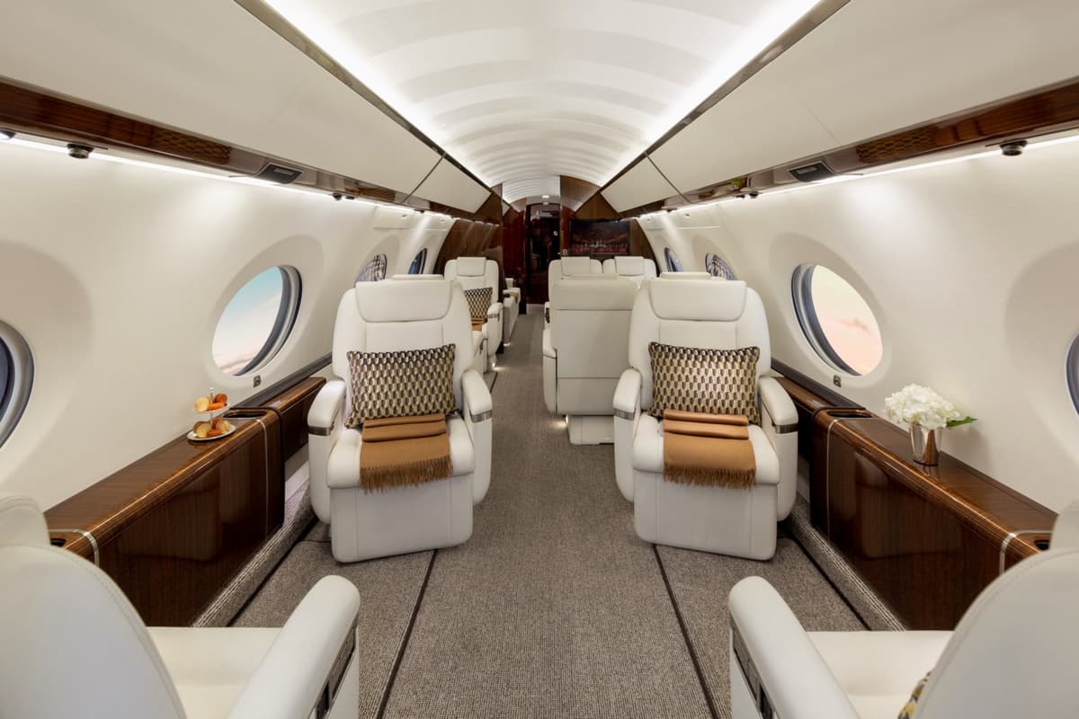Gulfstream G650ER LX-ESO