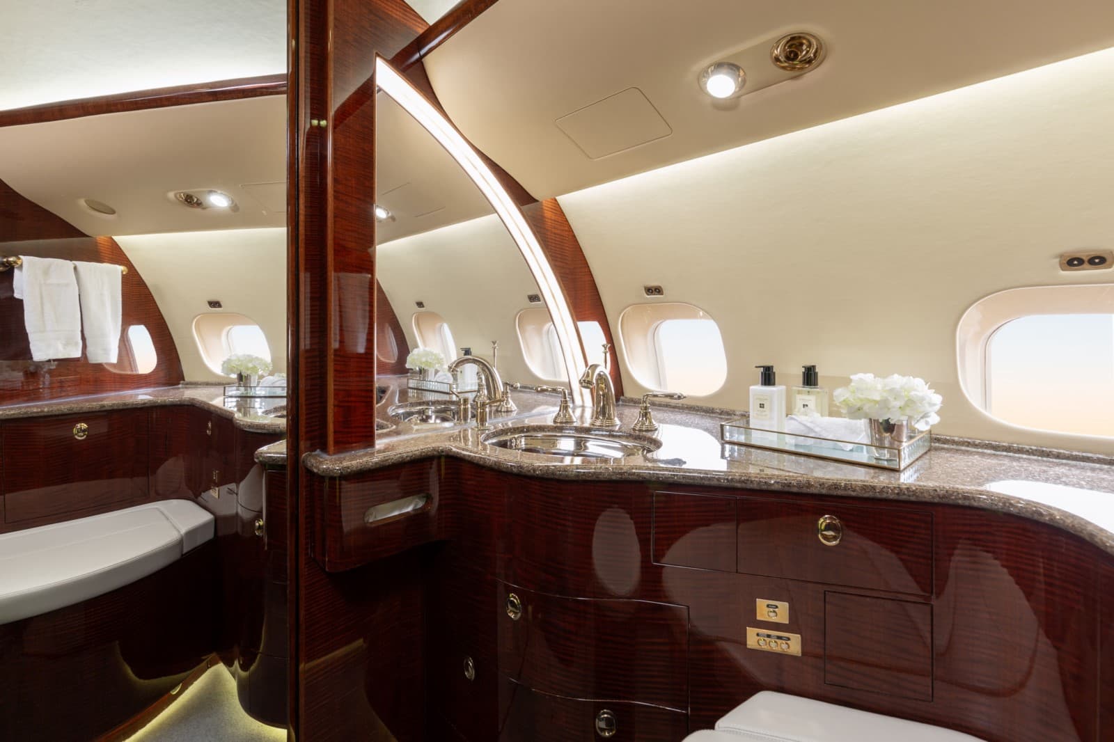 Global Express XRS LX-GOL