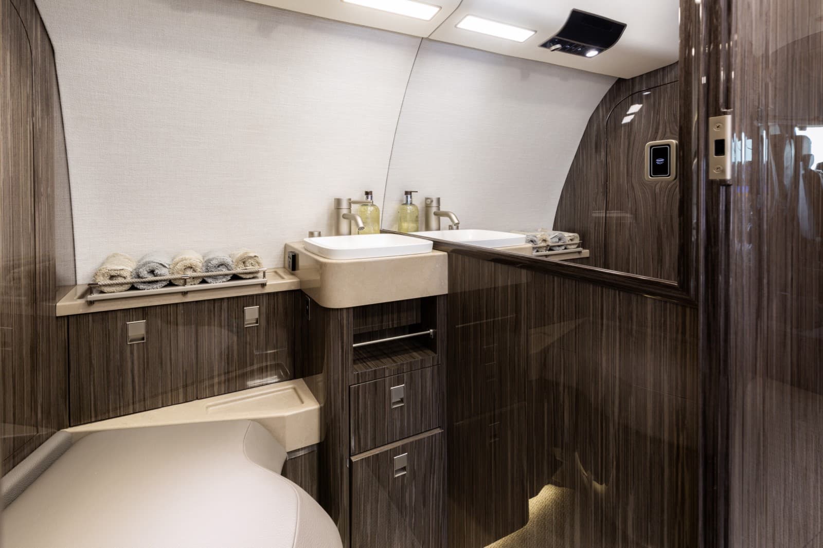 Gulfstream G650ER LX-JLK
