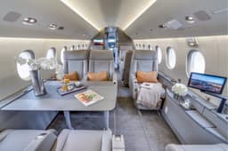 Falcon 2000S LX-MIC