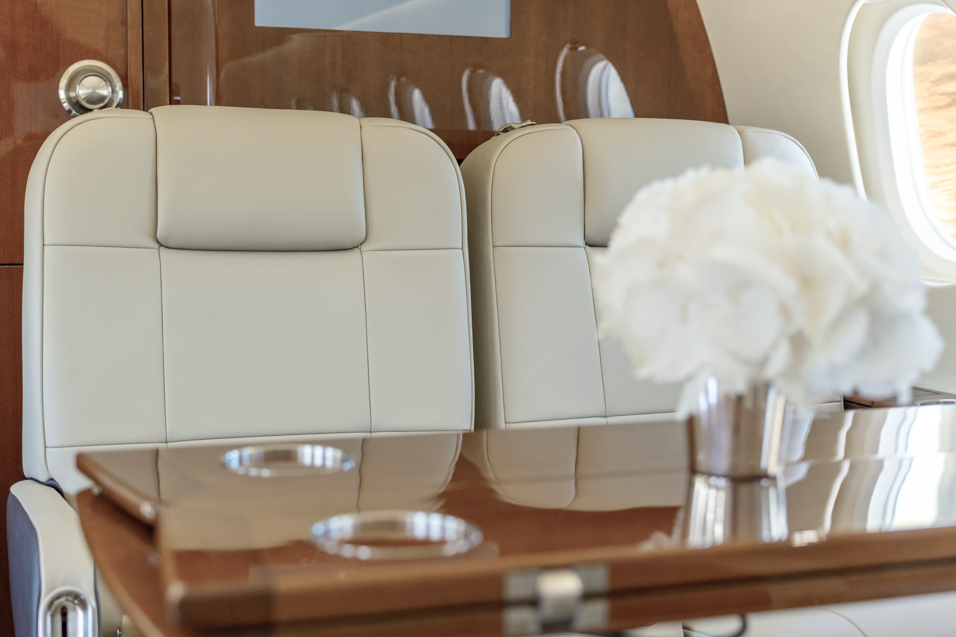 Falcon 2000LX LX-SCO